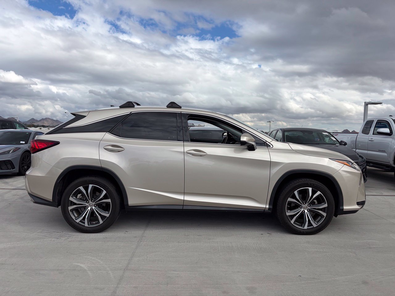 Used 2016 Lexus RX 350 FWD w/ Premium Package image 3