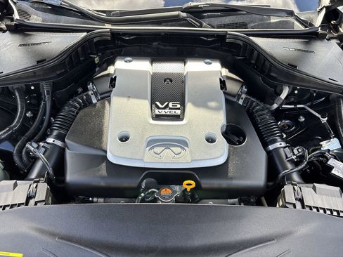 Used 2015 INFINITI Q70 3.7 image 10