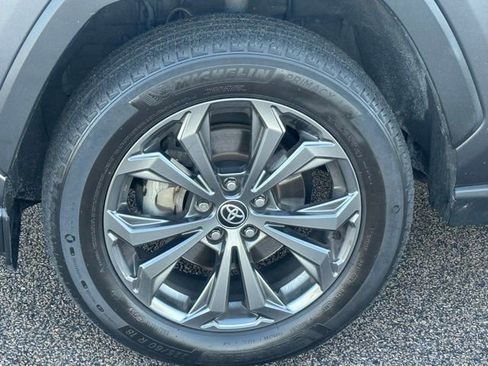 Used 2022 Toyota RAV4 Limited image 3