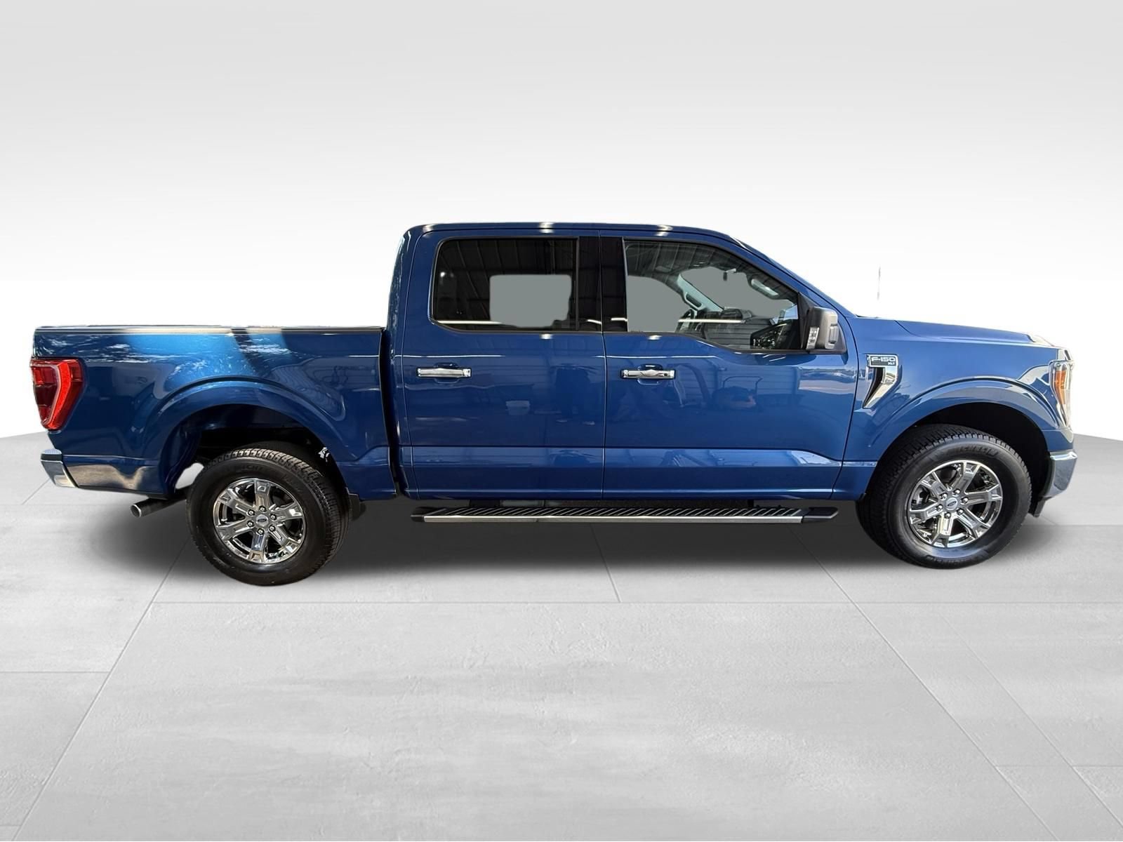 Used 2023 Ford F150 XLT w/ Equipment Group 302A High AWD/4WD image 4