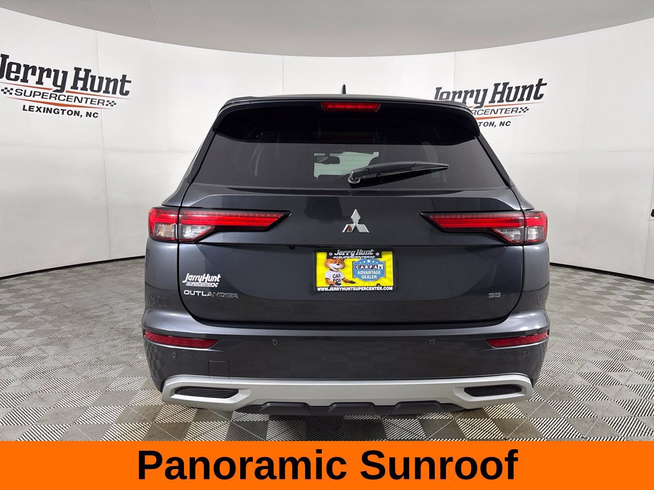 Used 2024 Mitsubishi Outlander SE FWD image 6