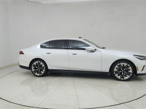 Used 2025 BMW 530i image 67