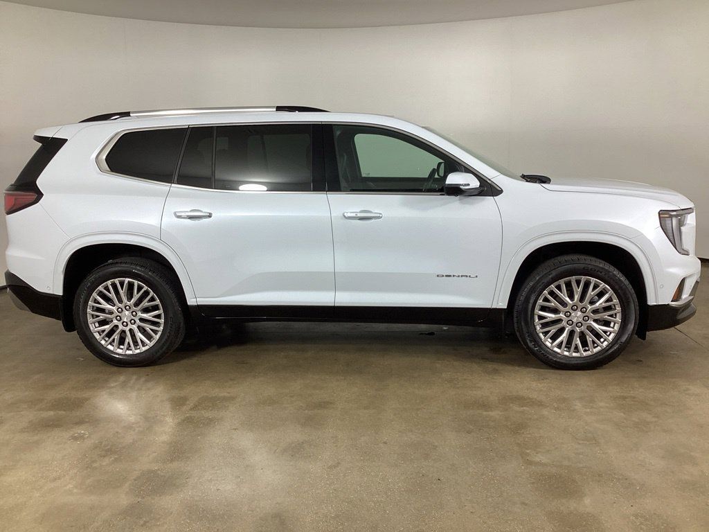 Used 2026 GMC Acadia Denali w/ Super Cruise Package AWD/4WD image 4