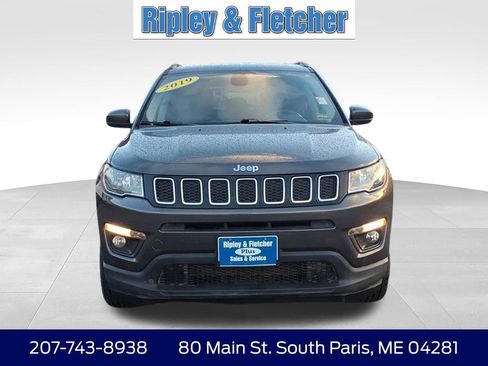 Used 2019 Jeep Compass Latitude w/ Popular Equipment Group AWD/4WD image 2