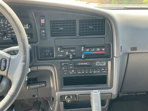 Used 1992 Toyota 4Runner SR5 AWD/4WD image 21