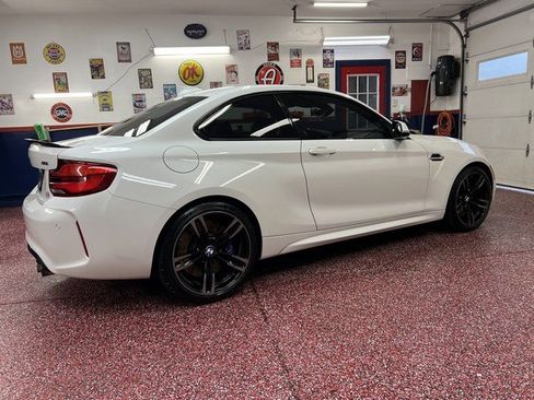 Used 2018 BMW M2 image 3
