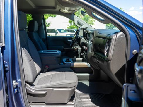 Used 2022 Chevrolet Silverado 1500 LT Trail Boss w/ Safety Package AWD/4WD image 10