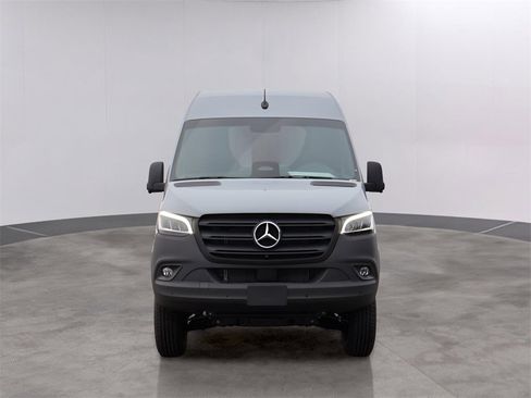 New 2026 Mercedes-Benz Sprinter 2500 image 2