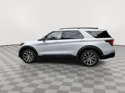 New 2026 Ford Explorer ST-Line AWD/4WD image 41