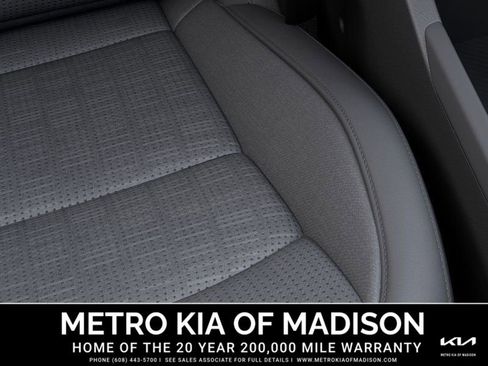 New 2026 Kia Niro SX image 24