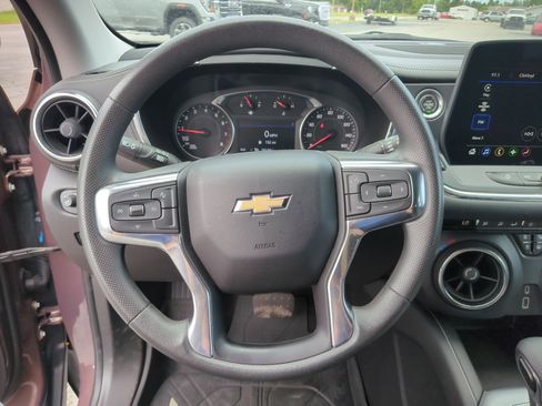 Used 2023 Chevrolet Blazer LT w/ Driver Confidence Package image 9