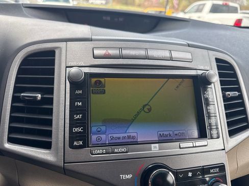 Used 2011 Toyota Venza AWD w/ Premium Pkg #2 image 30