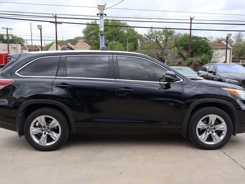 Used 2016 Toyota Highlander Limited FWD image 8