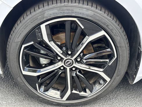 Used 2025 Nissan Altima 2.5 SR AWD/4WD image 26