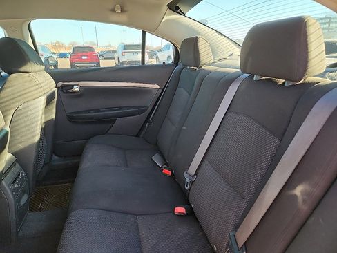 Used 2008 Saturn Aura XR image 5