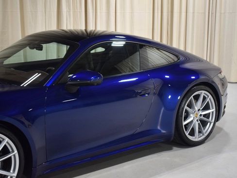 Used 2023 Porsche 911 Carrera S w/ Sport Package image 2