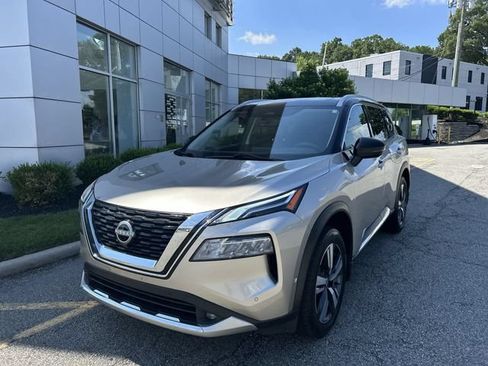 Certified 2022 Nissan Rogue Platinum w/ Head-Up Display Package AWD/4WD image 4