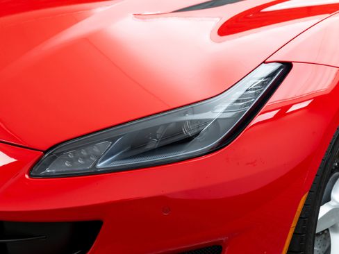 Used 2019 Ferrari Portofino image 55