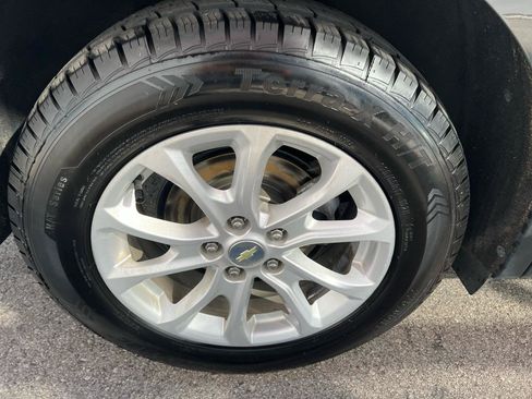 Used 2019 Chevrolet Equinox LT AWD/4WD image 4