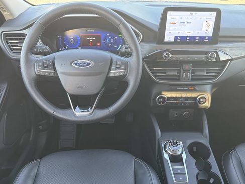 Certified 2020 Ford Escape Titanium FWD image 17