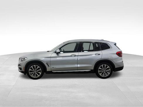 Used 2018 BMW X3 xDrive30i image 2
