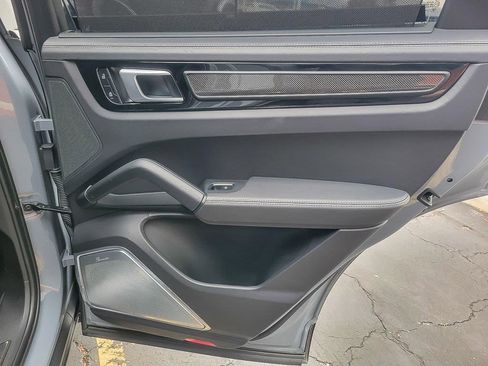 Used 2022 Porsche Cayenne Turbo GT image 20