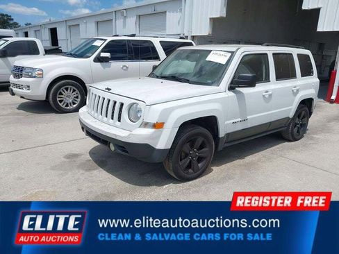 Used 2015 Jeep Patriot Sport w/ Power Value Group FWD image 4