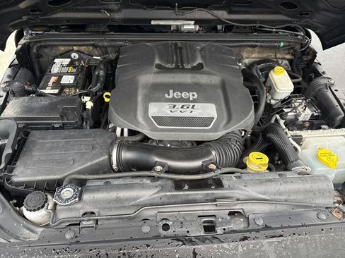 Used 2012 Jeep Wrangler Sport image 22