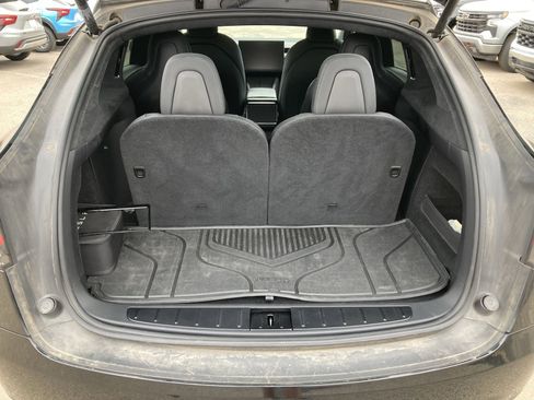 Used 2024 Tesla Model X image 35