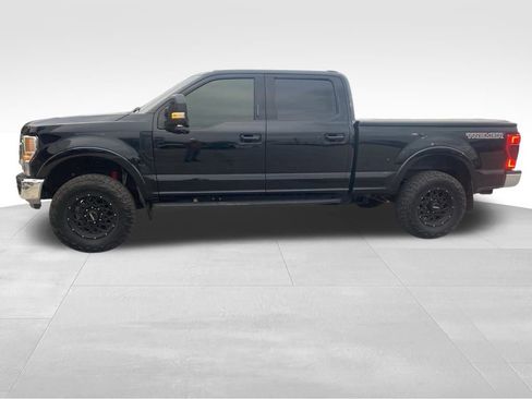 Used 2022 Ford F250 Lariat w/ Tremor Off-Road Package image 2