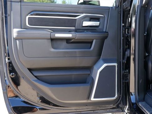 Used 2019 RAM 3500 Laramie image 19