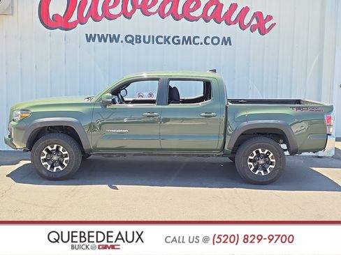 Used 2022 Toyota Tacoma TRD Off-Road RWD image 4