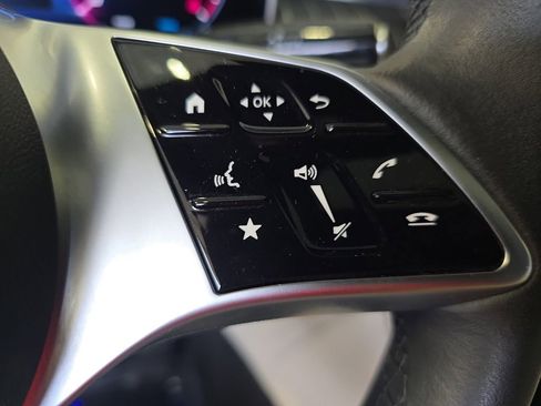 Certified 2023 Mercedes-Benz GLC 300 GLC 300 image 20