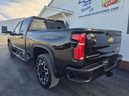 Used 2025 Chevrolet Silverado 2500 High Country w/ High Country Premium Package image 6