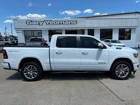 Used 2022 RAM 1500 Laramie w/ Sport Appearance Package AWD/4WD image 13