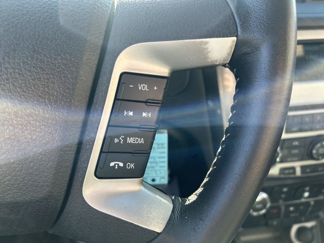 Used 2010 Ford Fusion SEL FWD image 20