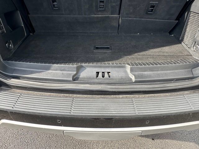 Used 2021 Ford Expedition XLT AWD/4WD image 16