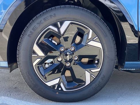 New 2025 Kia Niro Wind image 10