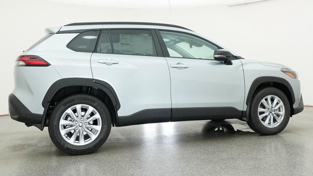 New 2026 Toyota Corolla Cross LE FWD image 29