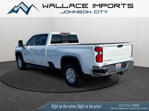 Used 2021 Chevrolet Silverado 2500 LTZ w/ LTZ Convenience Package AWD/4WD image 3