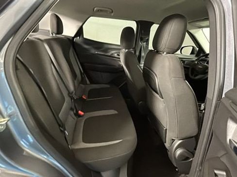 Used 2022 Chevrolet TrailBlazer LT w/ LPO, Blackout Package FWD image 29