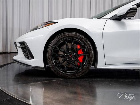 Used 2024 Chevrolet Corvette Stingray Premium Cpe w/ Z51 Performance Package RWD image 10