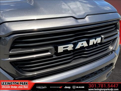 Used 2024 RAM 1500 Laramie AWD/4WD image 33