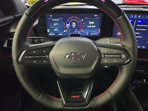Used 2026 Chevrolet Traverse RS AWD/4WD image 19