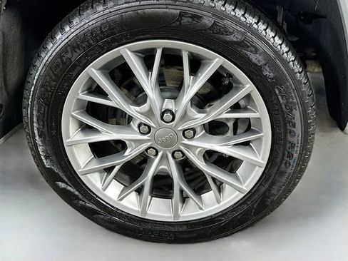 Used 2022 Jeep Grand Cherokee Summit image 33