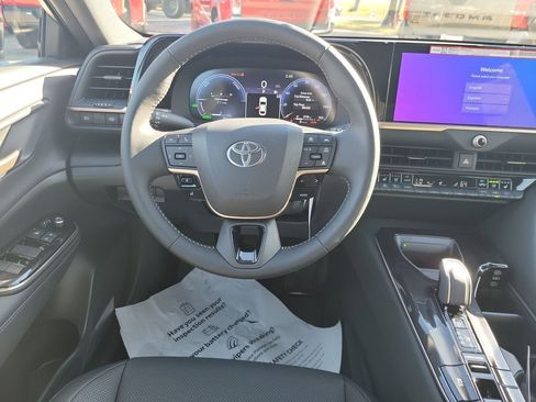 New 2026 Toyota Crown XLE image 20