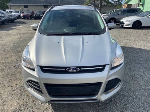 Used 2014 Ford Escape SE w/ Equipment Group 201A FWD image 2