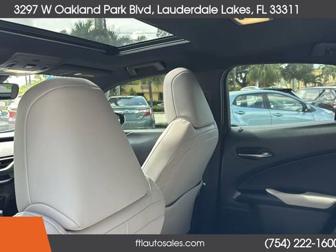 Used 2019 Lexus UX 200 w/ Premium Package FWD image 32