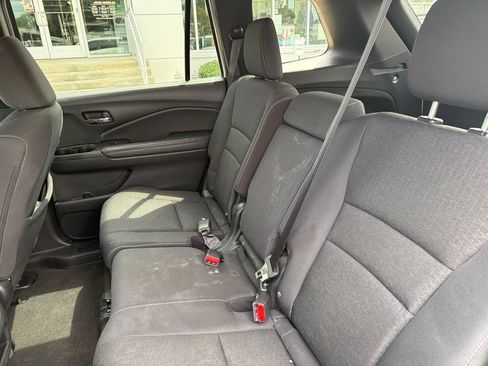 Used 2021 Honda Passport Sport image 12