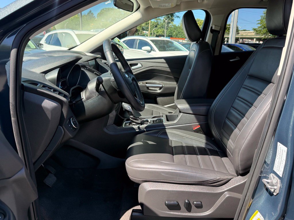 Used 2019 Ford Escape SEL AWD/4WD image 23